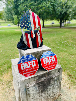 SPECIAL OFFER: Spartan (USA!) Helmet Flag + 2 FREE FAFO Signs